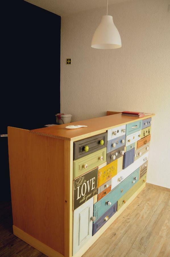 Origens Hostel Синеш Екстериор снимка