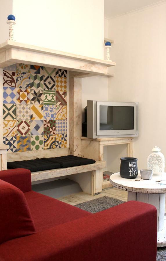 Origens Hostel Синеш Екстериор снимка